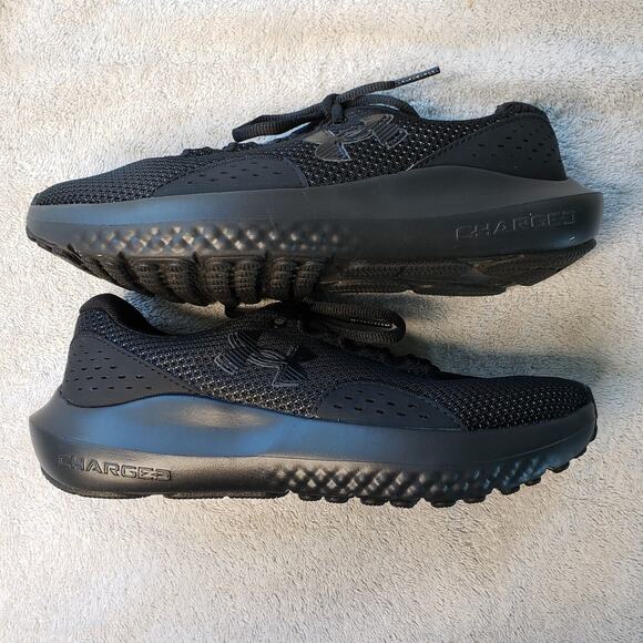 Under Armour Charged Surge 4 Womens 6.5 Black Athletic Running Sporty - Picture 4 of 8